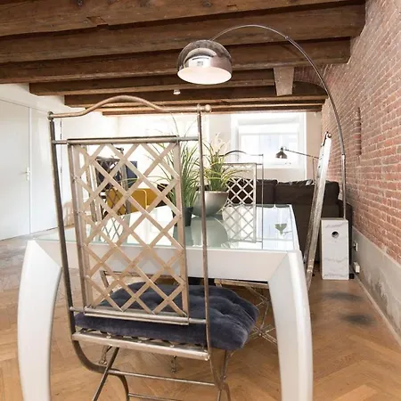 Apartman The Wall